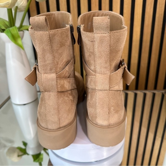 CUSHIONAIRE Women's Houston Ankle Strap Boot Tan Size 10 NEW - Picture 4 of 5